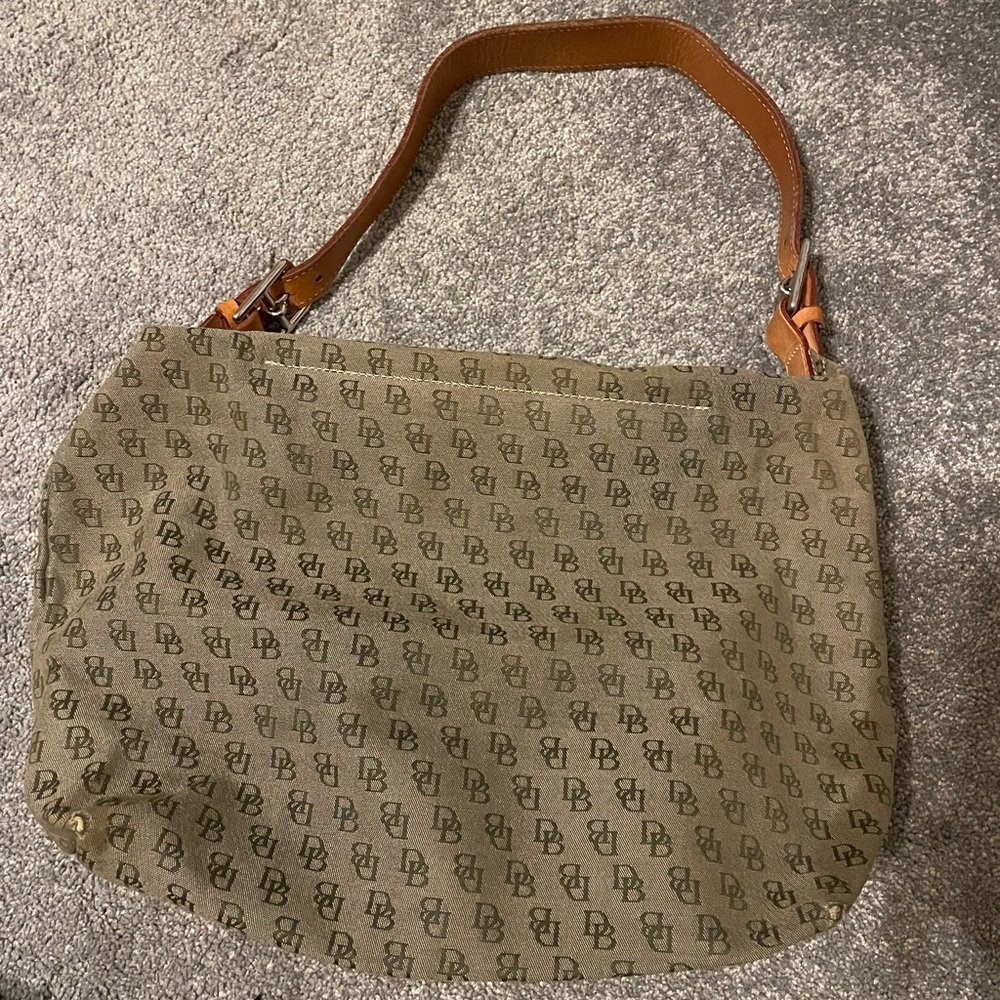 Dooney & Burke hand bag